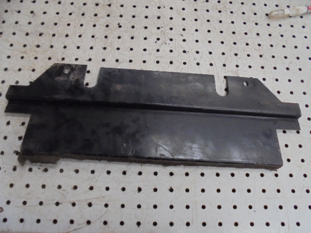 For CASE IH 885 FRONT AXLE BOULSTER PLATE