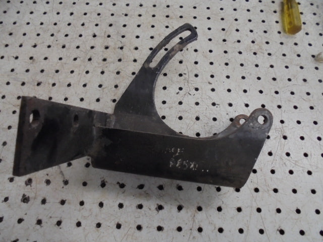 For CASE IH 885 XL AIR CONDITIONING COMPRESSOR MOUNTING BRACKET