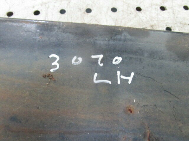 for, Massey Ferguson 3070 LH Rear Wing Panel at Rear of Cab in Good Condition