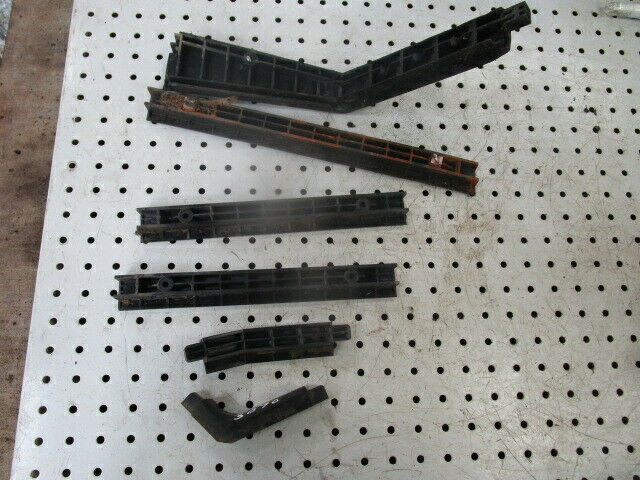 for, Massey Ferguson 3070 RH Cab Plastic Moulding in Good Condition