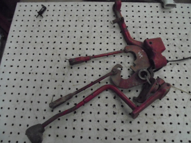 For CASE IHC 684 784 GEAR  LEVER  AND LINKAGES 