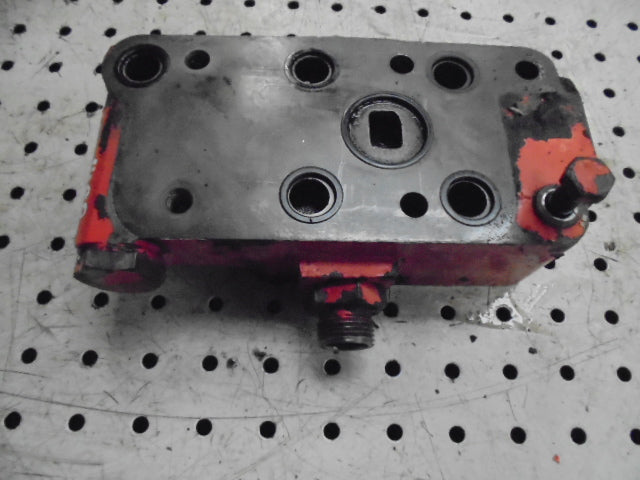 For DAVID BROWN 1490 1390 HYDRAULIC SPOOL VALVE MOUNTING BLOCK