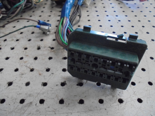Ford 5610 6610 (LP Cab) Dash Wiring Loom And Fuse Box