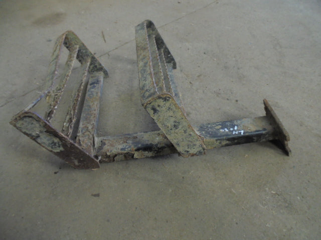 For FORD 5030 LH CAB STEP ASSEMBLY