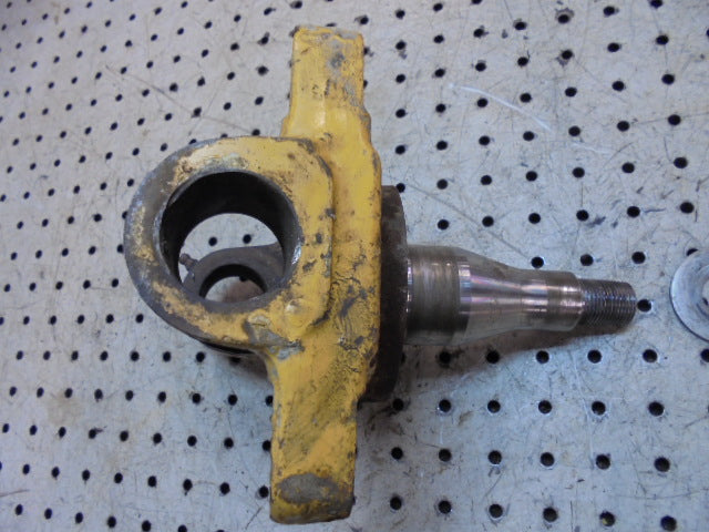 For FORD 545D 550 2wd RH STUB AXLE