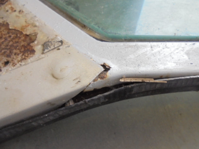 For MASSEY FERGUSON 3000 SERIES LH DOOR ASSEMBLY