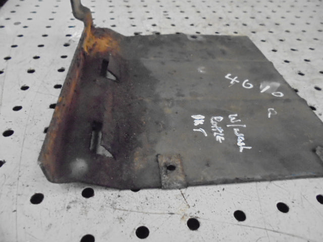For FORD 4610 WINDSCREEN WASHER BOTTLE MOUNTING BRACKET