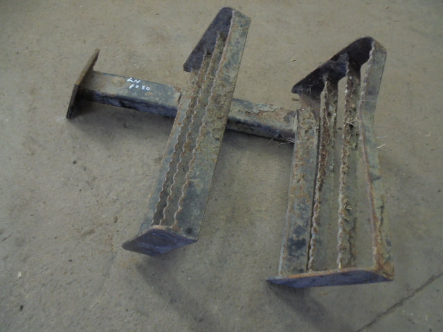For FORD 5030 LH CAB STEP ASSEMBLY