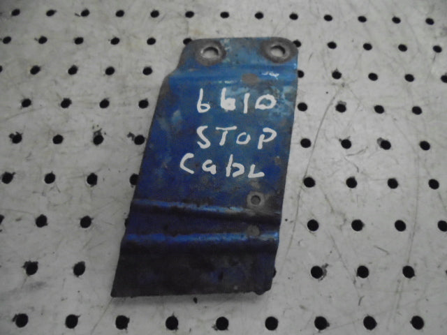 For FORD 5610 6610 7610 SQ CAB ENGINE PULL TO STOP CABLE BRACKET