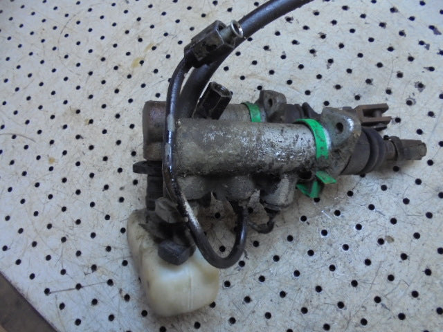 For CASE 4240 LP CAB BRAKE MASTER CYLINDERS & RESERVOIR ASSEMBLY