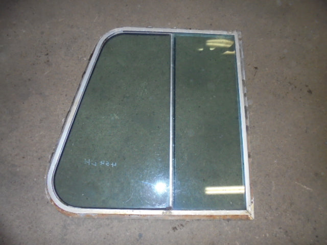 For INTERNATIONAL 454 LH CAB SIDE SLIDING WINDOW & FRAME