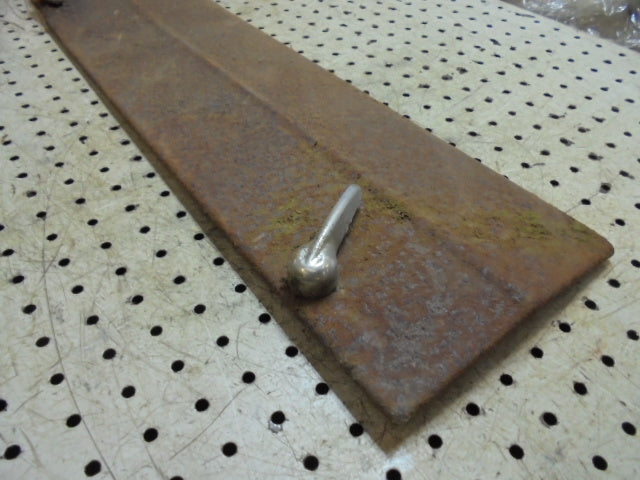 For MASSEY FERGUSON 135 BONNET DIESEL TANK PANEL