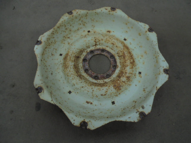 For CASE 84/85 SERIES 13.6 X 36 REAR WHEEL CENTRE DISH