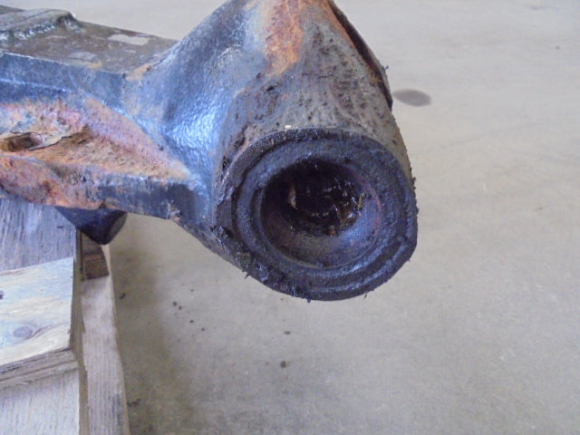 For CASE 4230 4240 895 4wd CARRERO FRONT AXLE CASING