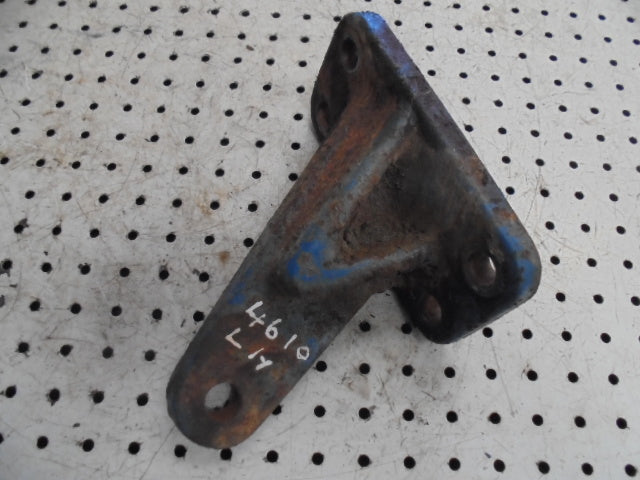 For FORD 4000 4600 4610 LH HYDRAULIC ARM STABALISER BRACKET