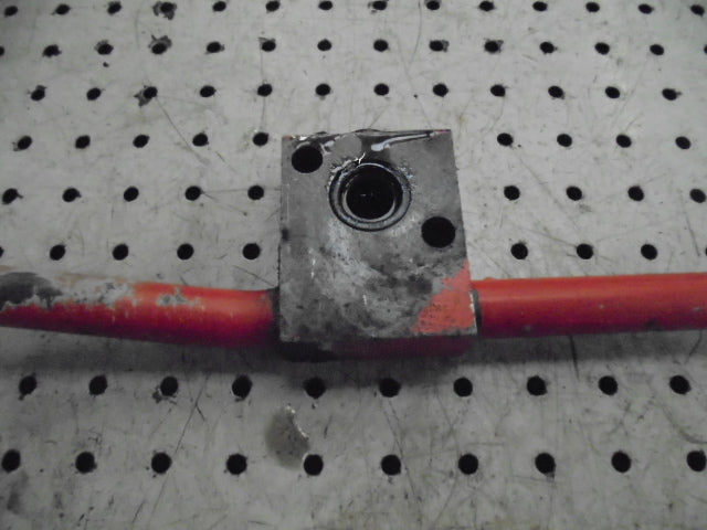 For DAVID BROWN 1490 HYDRAULIC OIL FEED PIPE FRONT TO REAR END