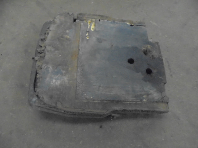 For FORD 7840 ENGINE BULKHEAD COVER PLATE