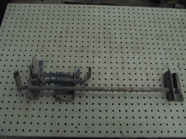 For FORD 5610 6610 7610 SQ CAB AUX SPOOL VALVE LINKAGE RODS
