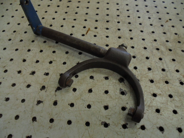 For FORD 7840 PTO TWO SPEED SELECTOR FORK & SHAFT	