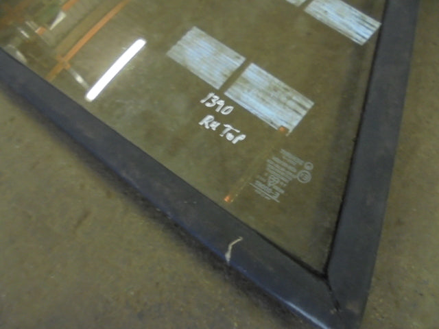 For DAVID BROWN 1290 1390 RH TOP DOOR GLASS & RUBBER