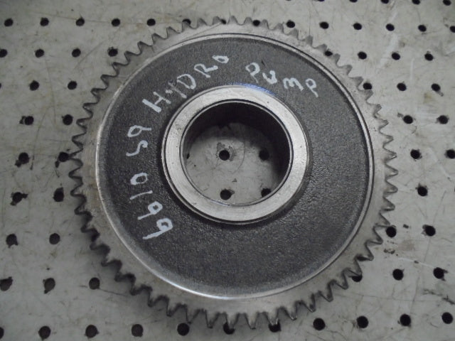 For FORD 5610 6610 7610 HYDRAULIC PUMP DRIVE GEAR on rear of gearbox