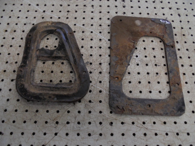 For FORD 5030 GEAR LEVER SURROUND