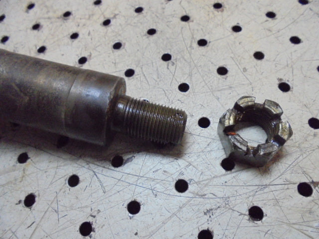 For DAVID BROWN 995 2wd FRONT AXLE SPINDLE a