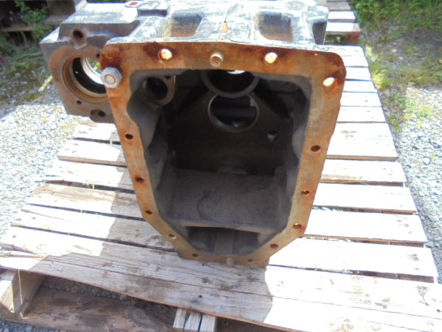For NEW HOLLAND 6070 50K REAR AXLE CENTRE HOUSING 