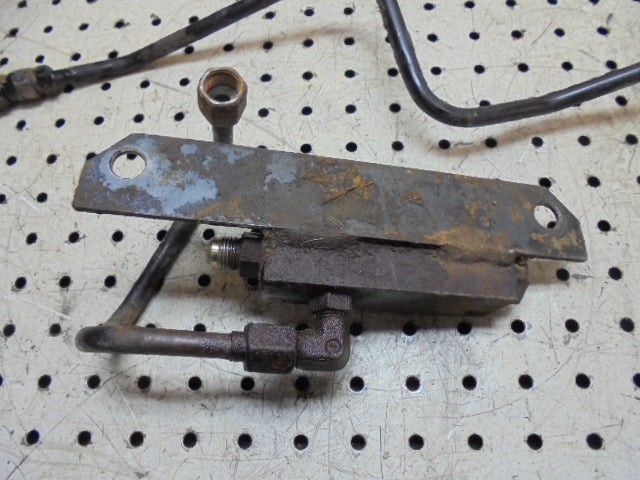 For CASE 4240 ASSISTOR RAM CHECK VALVE & PIPES