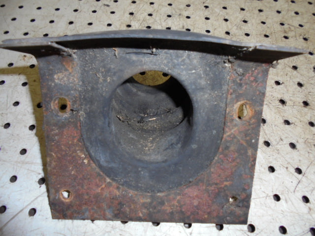 For FORD 4600 Q CAB STEERING COLUMN GAITOR & BRACKET