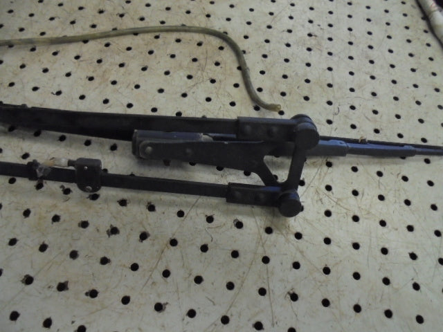 For CASE IH CS 94 WINDSCREEN WIPER ARM ASSEMBLY