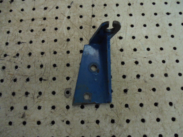 For FORD 4600 Q CAB HANDBRAKE CABLE BRACKET