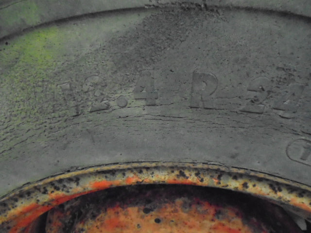 For DAVID BROWN 1490 1494 12.4 X 24 WHEEL & TYRE