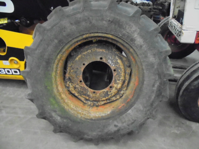 For DAVID BROWN 1490 1494 12.4 X 24 WHEEL & TYRE