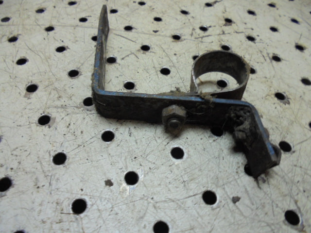 For FORD 4600 / 4000 ENGINE PULL TO STOP CABLE BRACKET