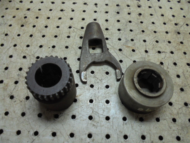 For FORD 2600 DIFF LOCK COUPLING & FORK