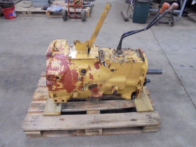 For FORD 545D 550 SHUTTLE GEARBOX -8 SPEED TORQUE CONVERTER