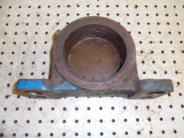 For FORD 5030 4wd CARRERO 707 FRONT AXLE BEAM TO BOULSTER PIVOT BRACKET