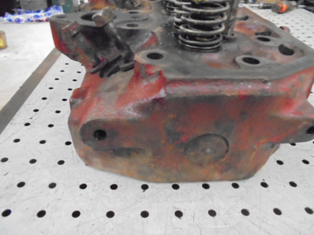 For CASE IH 434,414,275 ENGINE CYLINDER HEAD