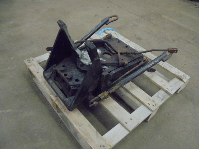 For CASE 42 Series PICK UP HITCH ASSEMBLY