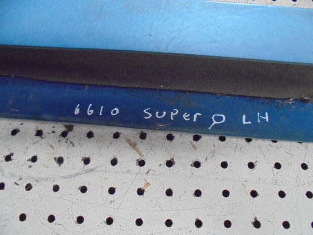 Ford 5610 6610 7610 Super Q Cab Left Hand 'B' Pillar Plastic Top Cover