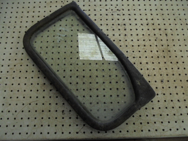 For FORD 4600 Q CAB RH FRONT LOWER GLASS & RUBBER