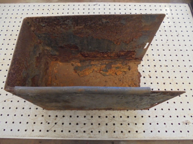 For CASE 4240 LP CAB BATTERY BOX
