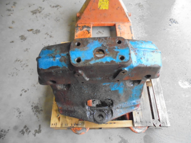 For FORD 4000 4600 4610 FRONT AXLE MOUNTING BOULSTER
