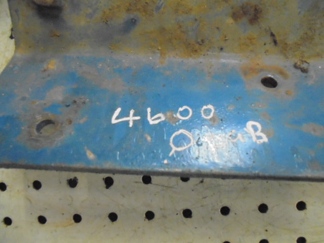 For FORD 4600 Q CAB TOOL BOX MOUNTING BRACKET