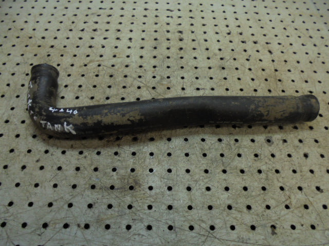 For CASE 4240 DIESEL CONNECTING HOSE FROM TANK TO TANK