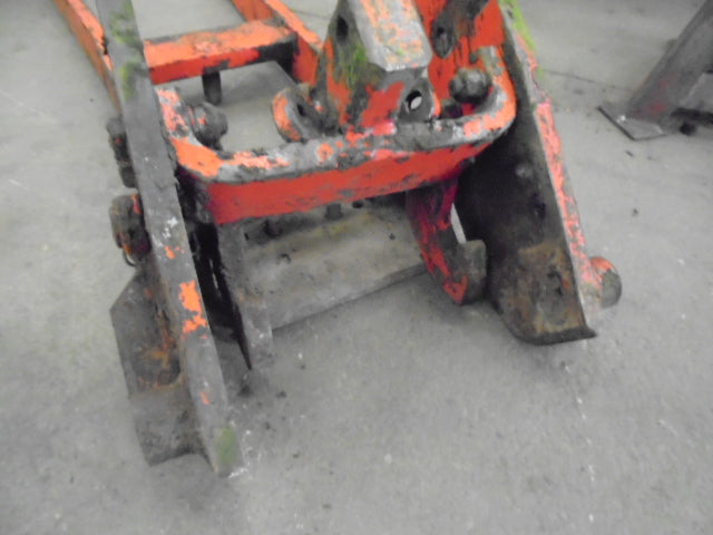 For DAVID BROWN 1490 PICK UP HITCH CRADLE ASSEMBLY WITH MOUNTING BOLTS