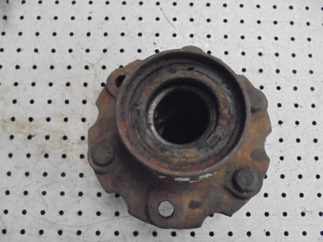 For CASE IH 785 885 2wd FRONT WHEEL HUB with BEARINGS