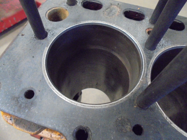 For DAVID BROWN 995/996 ENGINE BLOCK