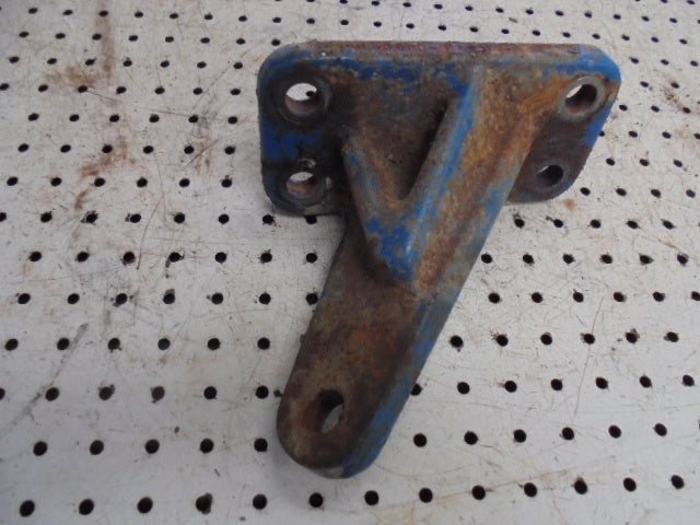 For FORD 4000 4600 4610 RH HYDRAULIC ARM STABALISER BRACKET